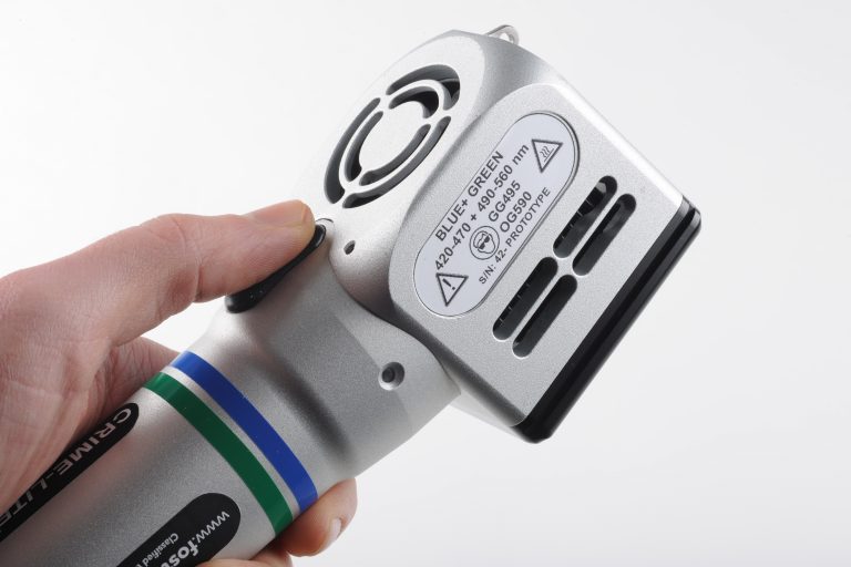 Crime-lite®42S - A unique range of dual-colour forensic light sources